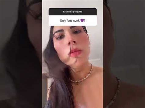 jully queiroz se masturbando|Jully De Queiroz fazendo um vídeo hot no OnlyFans se tocando。